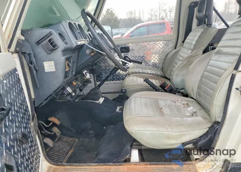 1986 Suzuki Samurai из США, поврежденный, VIN JS3JC51C8G4125415